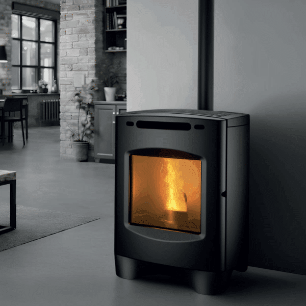 Molo EP Stufa a Pellet Ermetica Ventilata ad Aria 7,7 kW in Ghisa Caminetti Montegrappa