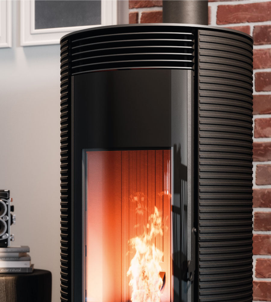 Spin Plus 9 Airtech Up-Twin Ghisa Nero Stufa a Pellet 8,5 Kw Canalizzata Ad Aria CADEL
