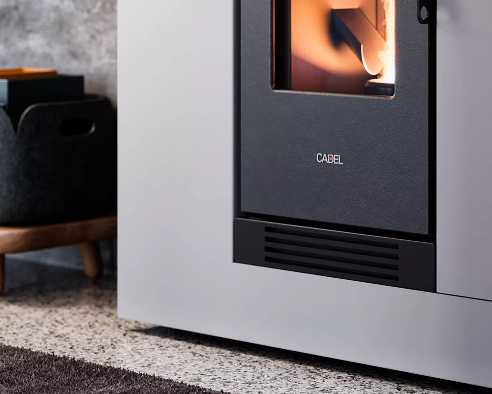 Luce Plus 9 Flexit Metallo Bianco Stufa a Pellet 8,5 Kw Canalizzata Ad Aria CADEL