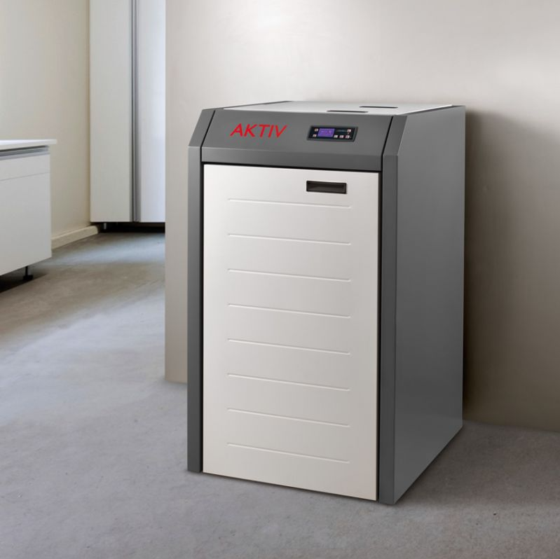 Caldaia a Pellet per riscaldare l'acqua AKTIV 35S 33,3 kW Montegrappa