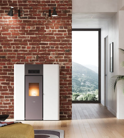 Maya Idro 16 Metallo Bianco Stufa a Pellet 16,1 Kw Idro CADEL