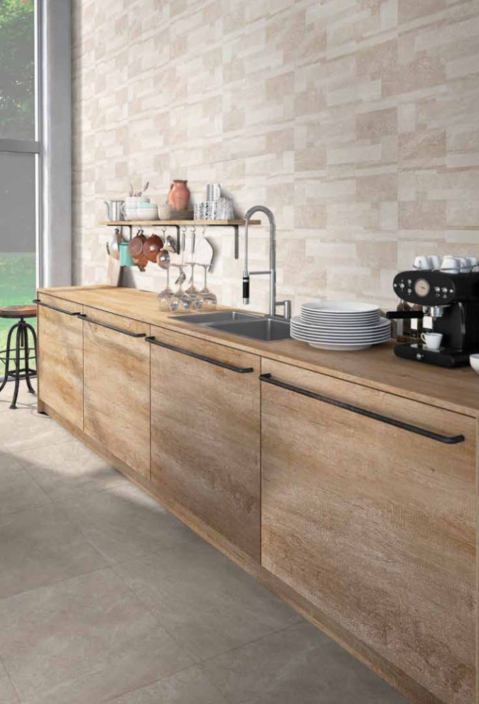 Moon Muretto Beige 25x60 Euro Ceramic