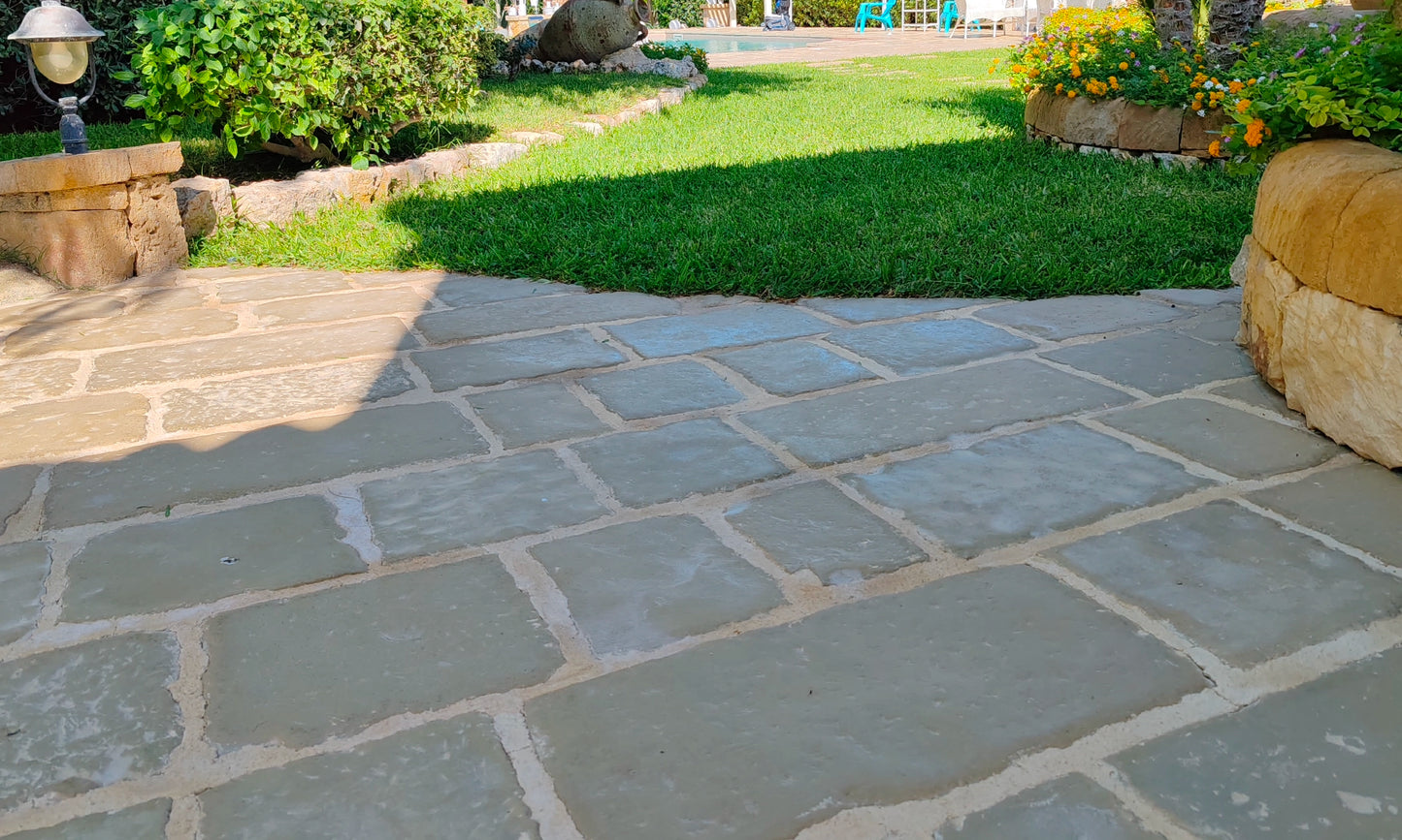 VECCHIO BASOLATO GRIGIO FUMO SPESSORE 5 CM PRIMICERI