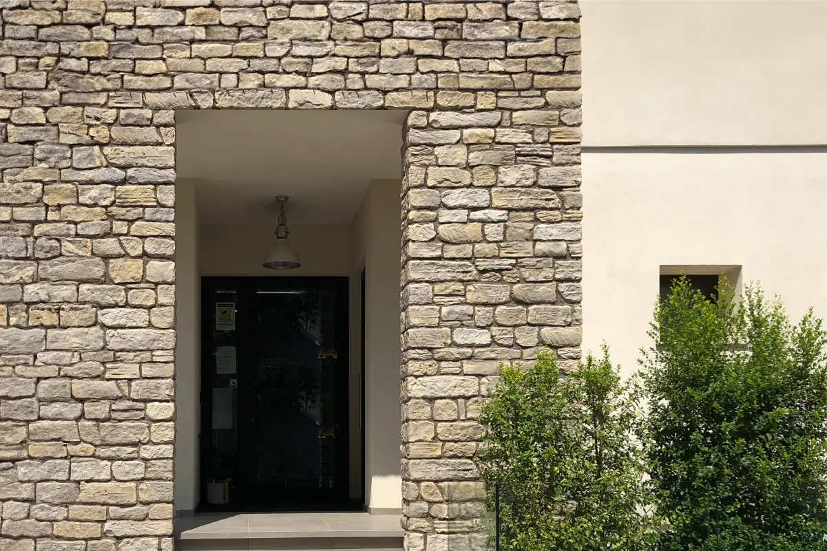 ROCCIA ANTICA GRIGIO OCRA PRIMICERI