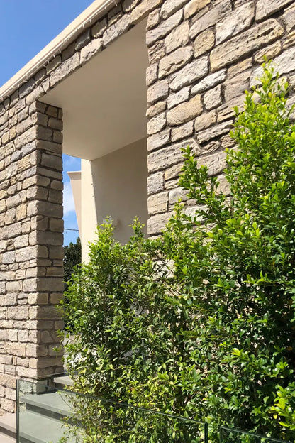 ROCCIA ANTICA GRIGIO OCRA PRIMICERI