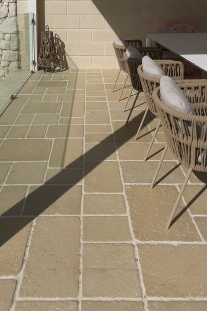 VECCHIA CHIANCA BEIGE PRIMICERI