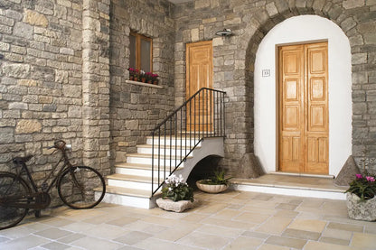 Le Vecchie Mura Grigio Ocra in Pietra Ricostruita Primiceri Manufatti