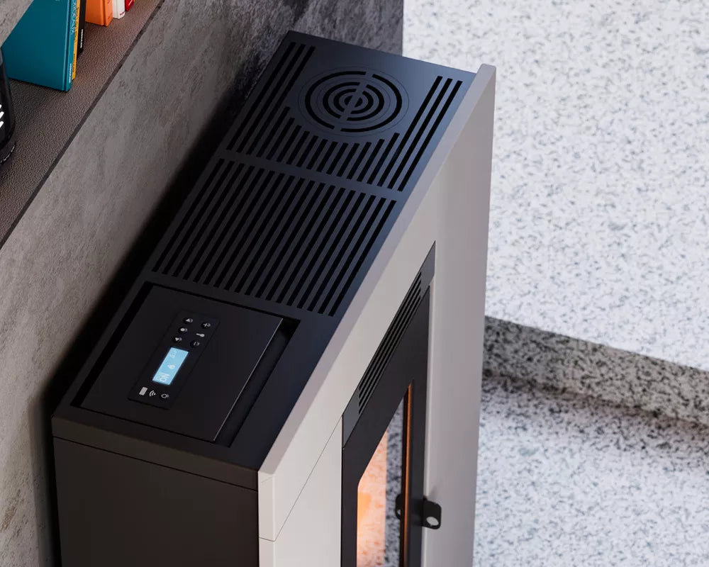 Luce Plus 9 Flexit Metallo Bianco Stufa a Pellet 8,5 Kw Canalizzata Ad Aria CADEL