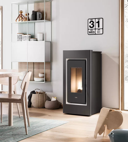 Prince 11 Antracite Cornice Inox Stufa a Pellet 10,5 Kw Ad Aria CADEL